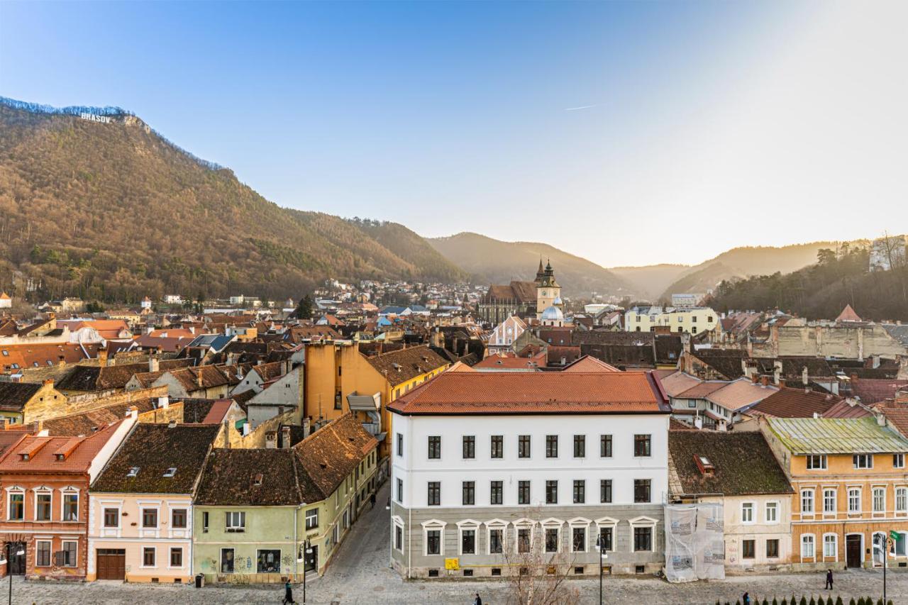 Hotelul Aro Palace Brașov Exterior foto View of the town