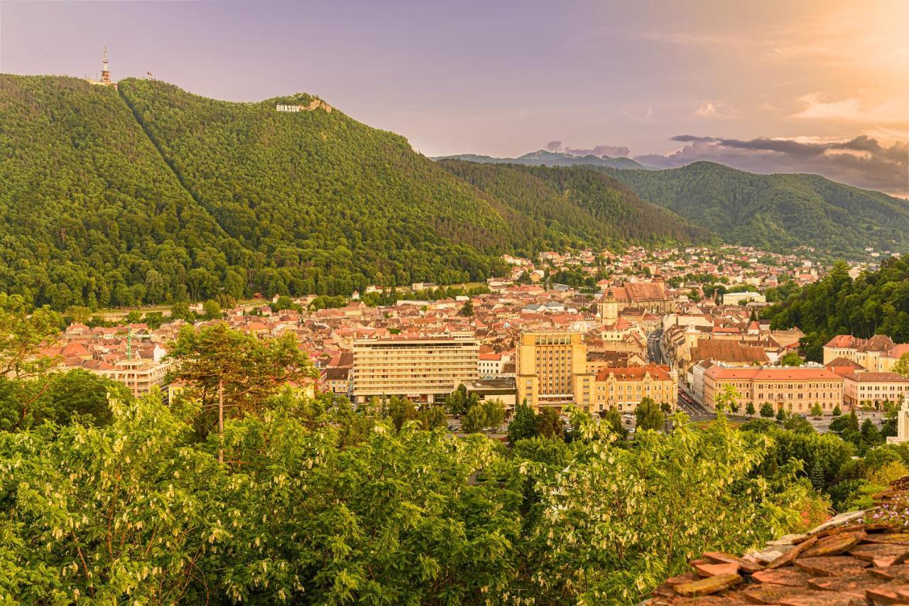 Hotelul Aro Palace Brașov Exterior foto View of the city